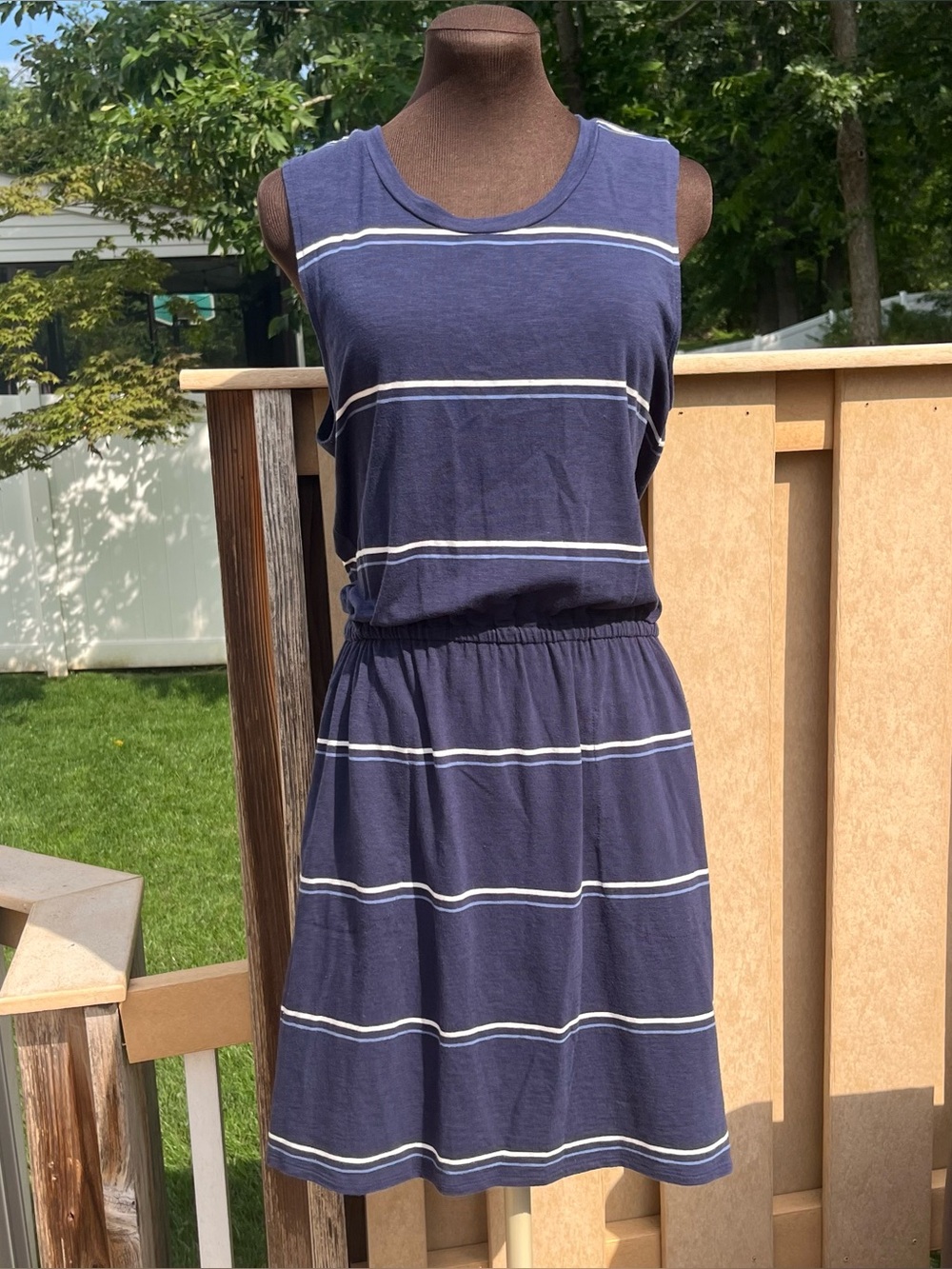 Carve Designs Stretch Sleeveless Striped Dress with Pockets Sz M Casual Coastal